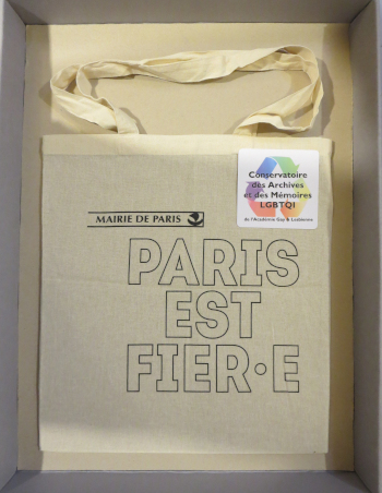 Mairie de Paris - Paris est Fi&egrave;r-e